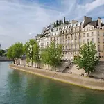 De Charme Sur L'ile Saint-louis - Elegance & Authenticite Au Coeur De * Paříž