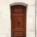 Apartmán De Charme Sur L'ile Saint-louis - Elegance & Authenticite Au Coeur De