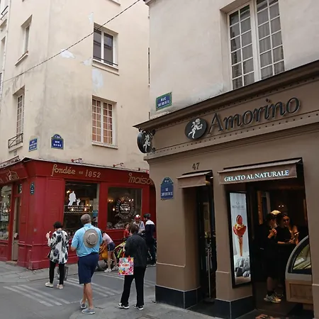 Lägenhet De Charme Sur L'ile Saint-louis - Elegance & Authenticite Au Coeur De Paris