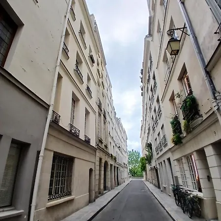 De Charme Sur L'ile Saint-louis - Elegance & Authenticite Au Coeur De Paříž