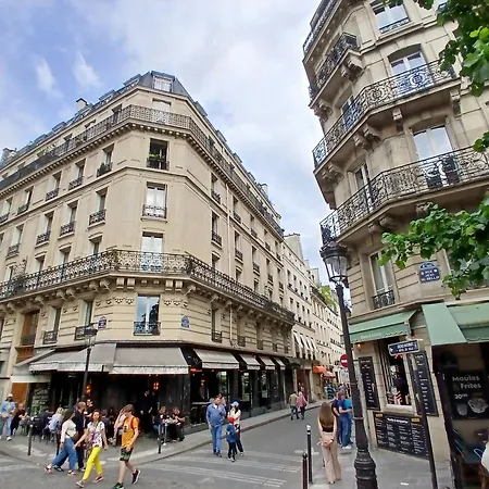 De Charme Sur L'ile Saint-louis - Elegance & Authenticite Au Coeur De Apartment *